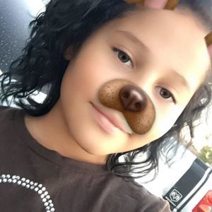 Meet your Posher, Carolina